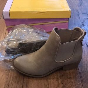 SODA Boots